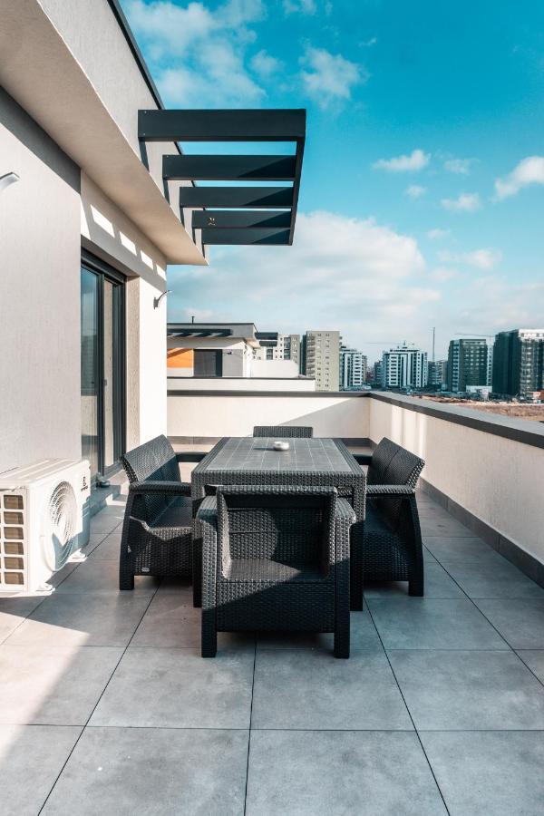 Koa - Moon Penthouse Apartment Brasov Luaran gambar