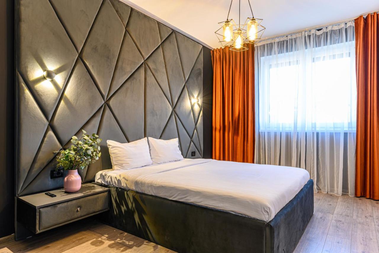 Koa - Moon Penthouse Apartment Brasov Luaran gambar
