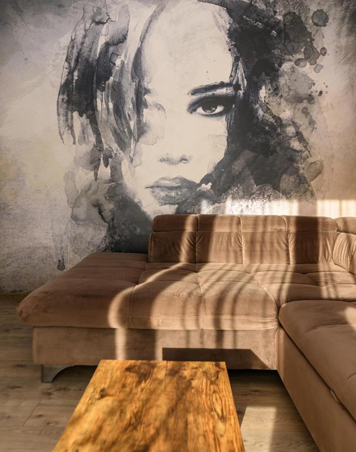 Koa - Moon Penthouse Apartment Brasov Luaran gambar