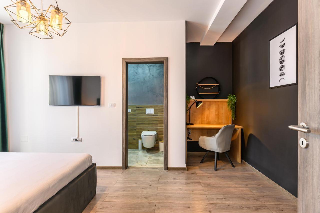 Koa - Moon Penthouse Apartment Brasov Luaran gambar