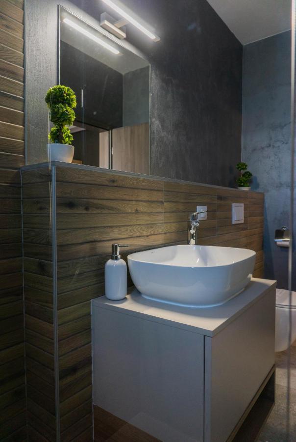 Koa - Moon Penthouse Apartment Brasov Luaran gambar