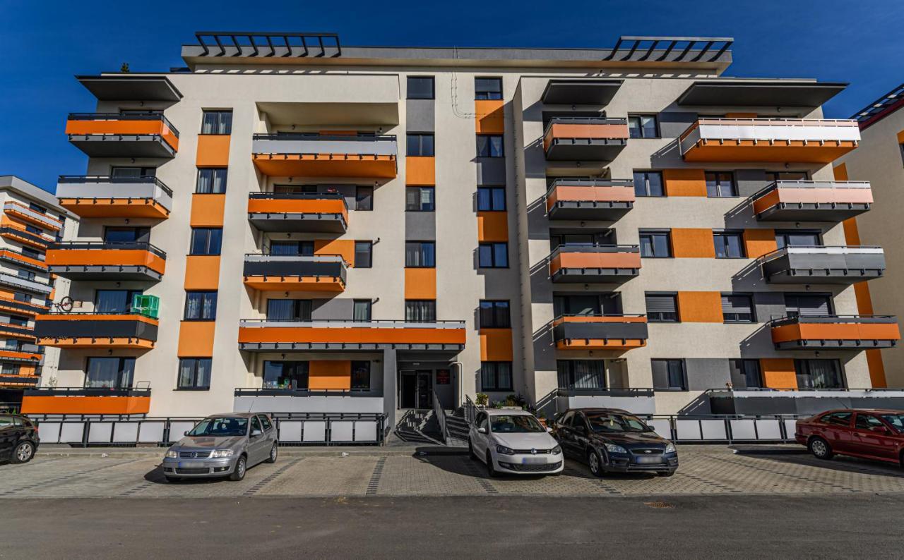 Koa - Moon Penthouse Apartment Brasov Luaran gambar