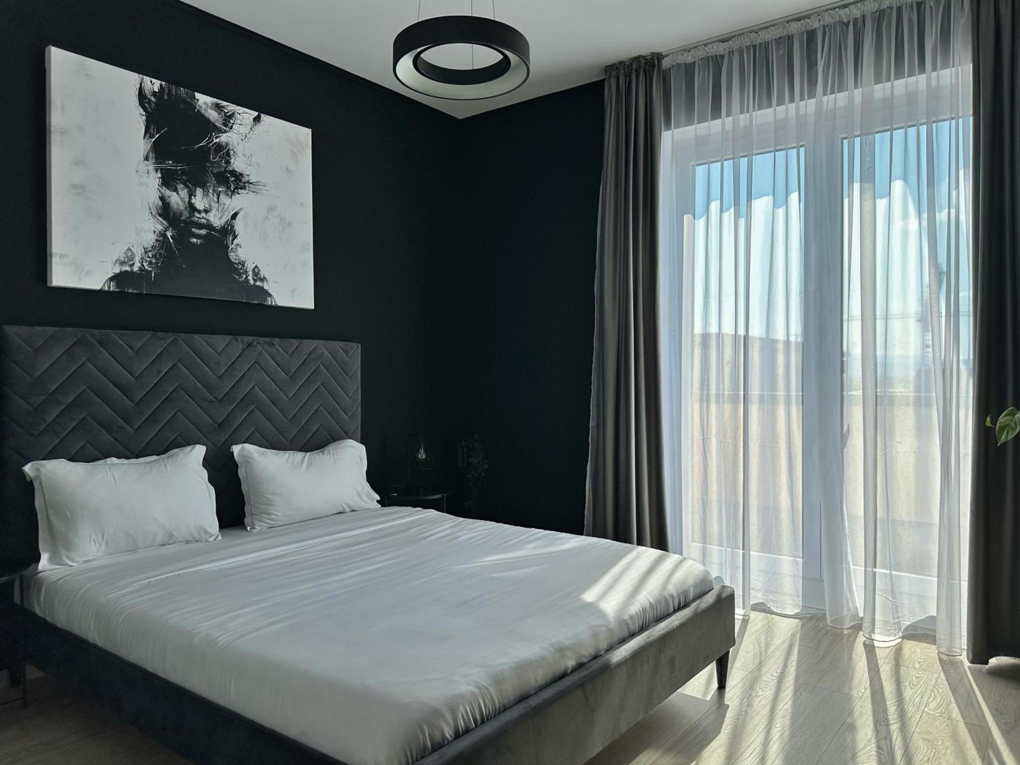 Koa - Moon Penthouse Apartment Brasov Luaran gambar